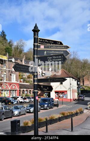 Giornata di sole a Ironbridge, Shropshire, Regno Unito Foto Stock