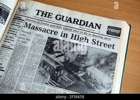 Massacro di Hungerford... pagine anteriori e interne dei giornali 20/Agosto/1987 copia foto David Sandison Foto Stock