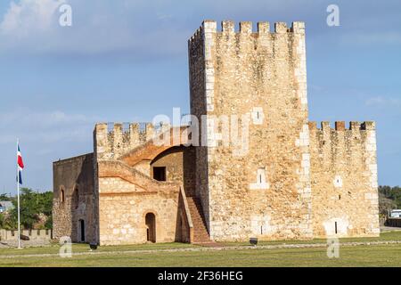 Santo Domingo Repubblica Dominicana, Ciudad Colonial Fortaleza Ozama fortezza, costruito 1502 militare architettura medievale torre torretta, Foto Stock