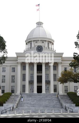 Montgomery, Alabama, Stati Uniti. 15 marzo 2021. Il Campidoglio dello Stato dell'Alabama a Montgomery è visto lunedì 15 2021 marzo. (Immagine di credito: © Mark HertzbergZUMA Wire) Foto Stock