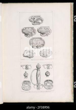 Print, Garde d'Epées d'Or pour les presens du Marriage du Roy en 1725., troisième planche (impugnatura della spada in onore del matrimonio del Re nel 1725, terza piastra), pl. 51 a Oeuvre de Juste-Aurèle Foto Stock