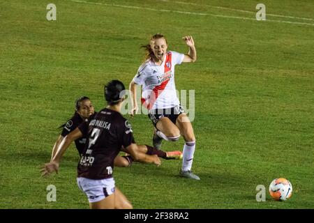 Buenos Aires, Argentina. 15 marzo 2021. Justina Morcillo (fiume 10) durante la partita tra River Plate e Ferroviaria allo stadio Nuevo Francisco Urbano di Moron, Buenos Aires, Argentina. Credit: SPP Sport Press Photo. /Alamy Live News Foto Stock