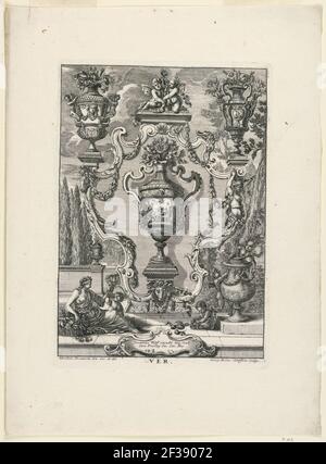 Print, Unterschiedlich Augspurgische Goldschmidts Arbeit, ''Ver'', Plate 1, 1721–40 Foto Stock