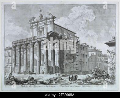 Stampa, Veduta del Tempio di Antonio e Faustina in campo Vaccino, 1758 Foto Stock