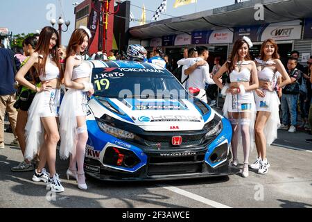 19 KA A Jim (HKG), KC Motorgroup, Honda Civic FK7 TCR, griglia ragazze ambiente durante la Coppa del mondo 2019 FIA WTCR Touring Car di Macau, circuito da Guia, dal 14 al 17 novembre - Foto Florent Gooden / DPPI Foto Stock