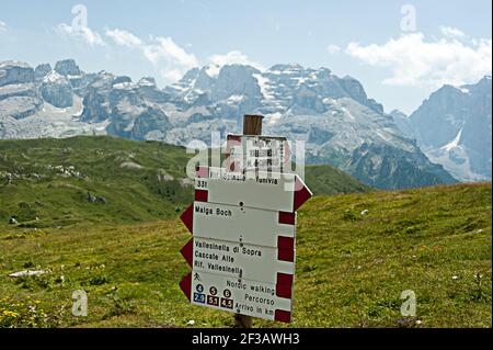 Madonna di Campiglio, Parco naturale Adamello, Brenta, Dolomiti, Trentino Alto Adige, Italia, Europa Foto Stock