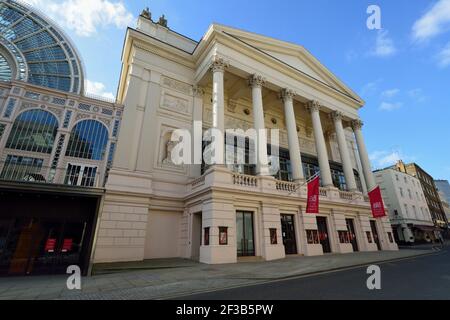 Royal Opera House (ROH), Bow Street, Covent Garden, Londra, Regno Unito Foto Stock