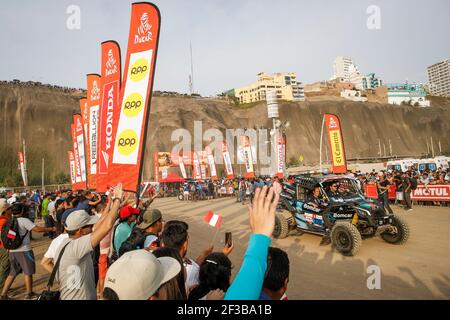 378 POREM Ricardo (por), MONTEIRO Jorge (por), CAN-Am, South Racing CAN-Am, Group SXS ASO/Fi, Classe SXS, durante la Dakar 2019, Start Podium, Podium de Départ, Perù, Lima, Il 6 gennaio - Foto Florent Gooden / DPPI Foto Stock