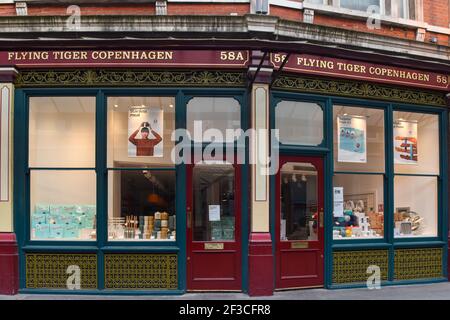 Chiuso il negozio Flying Tiger Copenhagen visto nella città di Londra, Leadenhall Market Foto Stock