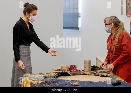 Madrid, Spagna. 16 Marzo 2021. Re Felipe VI di Spagna, la regina Letizia di Spagna visita la fabbrica reale di arazzi il 16 marzo 2021 a Madrid, Spagna . Foto di Danapress/Royals-RS/Archie Andrews/ABACAPRESS.COM Credit: Abaca Press/Alamy Live News Foto Stock