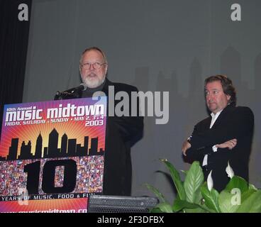 MARZO 11: I promotori Alex Cooley e Peter Conlon annunciano la line-up 2003 Music Midtown Festival al Tabernacle di Atlanta, Georgia, il 11 marzo 2003. CREDITO: Chris McKay / MediaPunch Foto Stock