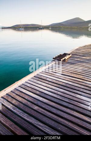 Il Porto Conte Marina sorge in una riserva naturale, nella zona di Porto Fertilia Alghero, in Sardegna, all'interno di un Parco Nazionale Foto Stock