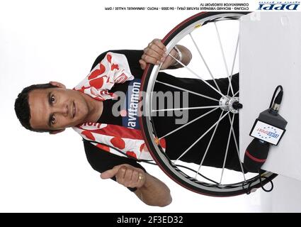 CICLISMO - RICHARD VIRENQUE FEATURE (FRA) - 04/2005 - PHOTO : EMMANUEL VALLEE / DPPI COMMENTATORE EUROSPORT TV Foto Stock