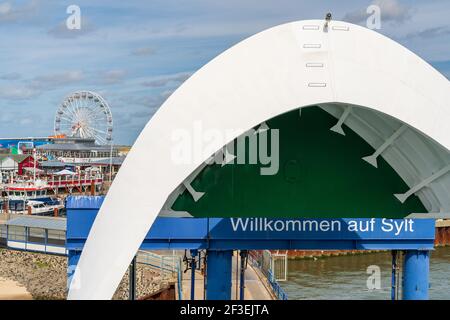 Benvenuti a Sylt, traghetto Sylt Express nel porto di List sull'isola tedesca di Sylt. Collegamento con il percorso di viaggio per Havneby sull'isola danese di Rømø. Foto Stock