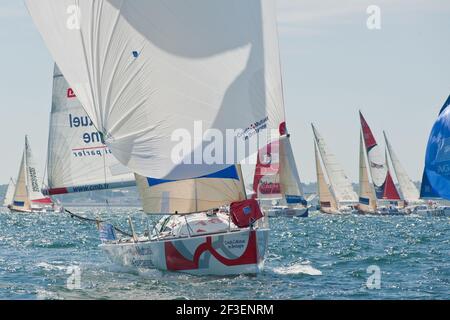 VELA - SOLITAIRE DU FIGARO - BREST (FRA) - 09/08/10PHOTO : FREDERIC AUGENDRE / DPI CREDIT MUTUEL DE BRETAGNE - SKIPPER : THOMAS ROUXEL Foto Stock