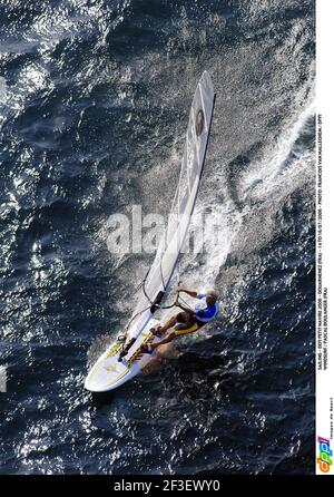 VELA - DEFI PETIT NAVIRE 2006 - DOUARNENEZ (FRA) - DAL 14 AL 16/07/2006 - FOTO : FRANCOIS VAN MALLEGHEM / DPPI WINDSURF / PASCAL BOULANGER (FRA) Foto Stock