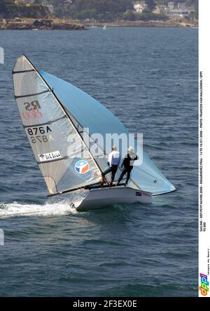 VELA - DEFI PETIT NAVIRE 2006 - DOUARNENEZ (FRA) - DAL 14 AL 16/07/2006 - FOTO : FRANCOIS VAN MALLEGHEM / DPPI RS 800 Foto Stock