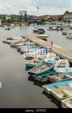 Piccola cittadina di mare nella sezione di Capo Ann del Massachusetts orientale. Comunità ricca. Pesca commerciale qui, ma un sacco di imbarcazioni da diporto. Occupato in estate Foto Stock