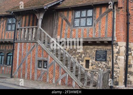 Moot Hall, casa a graticcio costruita nella prima metà del 16 ° secolo situato lungo il mare, Aldeburgh, Suffolk, UK | NESSUNO | Foto Stock