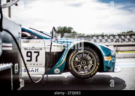 97 al HARTHY Ahmad, (OMN), MCKAY Euan, (SCO), EASTWOOD Charlie, (GBR), Oman Racing Team con TF Sport Aston Martin V12 GT3, azione durante Test Day Blancpain GT Series Endurance Cup a le Castellet dal 13 al 14 marzo 2018 - Foto Marc de Mattia / DPPI Foto Stock