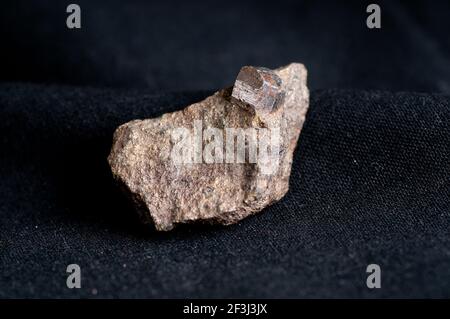 Cobaltite o minerale cobalto campione usato nella produzione Foto Stock