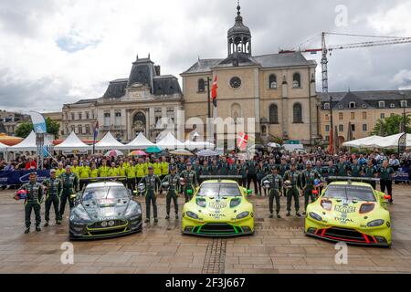 95 THIIM Nicki (dnk), SORENSEN Marco (dnk), TURNER Darren (gbr), Aston Martin Vantage team Aston Martin racing, 97 LYNN Alexa (gbr), MARTIN Maxime (bel), ADAM Jonathan (gbr), Aston Martin Vantage team Aston Martin racing, 95 THIIM Nicki (dnk), Marco (TURENSNER), (br), TURENSNER (TURREN), Aston Martin Vantage team Aston Martin Racing, durante la 2018 le Mans 24 ore pesage, il 10 giugno al 11 sul circuito di le Mans, Francia - Foto Florent Gooden/DPPI Foto Stock