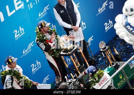 08 ALONSO Fernando (spa), Toyota TS050 ibrida LMP1 del team Toyota Gazoo Racing, ritratto, podio durante la 24 le Mans 2018 ore di gara, dal 16 al 17 giugno sul circuito di le Mans, Francia - Foto Jean Michel le Meur/DPPI Foto Stock