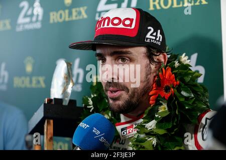 08 ALONSO Fernando (spa), Toyota TS050 ibrida LMP1 del team Toyota Gazoo Racing, ritratto, podio durante la 24 le Mans 2018 ore di gara, dal 16 al 17 giugno sul circuito di le Mans, Francia - Foto Jean Michel le Meur/DPPI Foto Stock