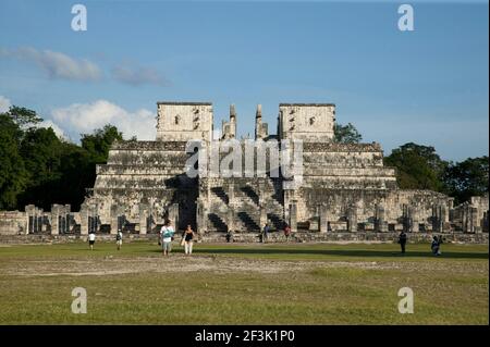 Tempio dei Guerrieri, Templo de los Guerreros, rovina, Chichen Itza, Messico. Foto Stock