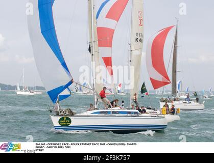 SAILING - OFFSHORE RACE - ROLEX FASTNET RACE 2009 - COWES (GBR) - 09/08/09PHOTO : GARY BLAKE / DPPI START Foto Stock