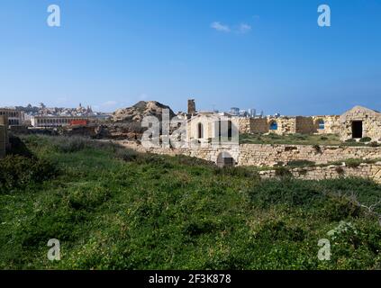 Frammenti di foto e rovine di Forte Ricasoli che fu costruito dall'ordine di San Giovanni tra il 1670 e il 1698, situato a Kalkara, Malta. È la larg Foto Stock