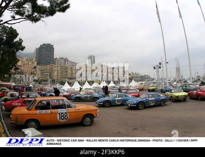 AUTO - AUTO STORICA 2004 - RALLYE MONTE CARLO HISTORIQUE 20040204 - PHOTO : GILLES BOUVIER / DPPI AMBIANCE Foto Stock