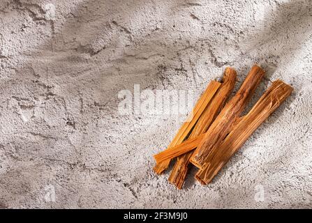 Corteccia di Uncaria tomentosa - pianta di arrampicata amazzonica Foto Stock