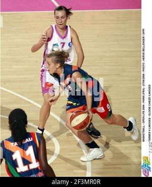 BASKETBALL - OPEN LFB 2009 - PARIS (FRA) - 27/09/2009 - PHOTO : HERVE BELLENGER / DPPI TARBES V LIMOGES - ELODIE CHIEZE /LIMOGES Foto Stock