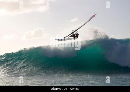 WINDSURF - ILLUSTRAZIONE - GUADALUPA - 29/03/2009 - FOTO : MAXIME HOUYVET / DPPI - CAMILLE JUBAN (GUADALUPA) - CONTATTACI PER USO COMMERCIALE - Foto Stock