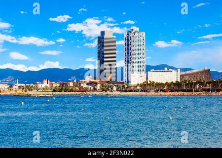 Antenna di Barcellona vista panoramica. Barcellona è la capitale e la più grande città della Catalogna in Spagna. Foto Stock