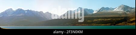 Vista panoramica sul lago Pukaki, ben Ohau, il quartiere di Mackenzie, la regione di Canterbury, l'Isola del Sud, Nuova Zelanda, Foto Stock