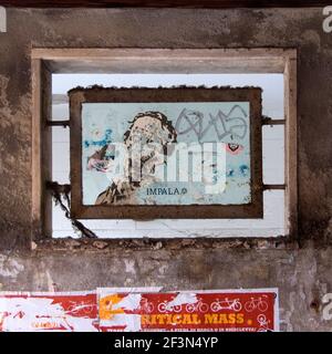 Street Art | NESSUNO | Foto Stock