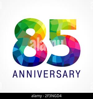 85 anni festeggiando il logo colorato. Anniversario numeri 85 °. Il logotipo di congrats del facet luminoso. Saluti con stile 3D. Backg mosaico in vetro colorato Illustrazione Vettoriale