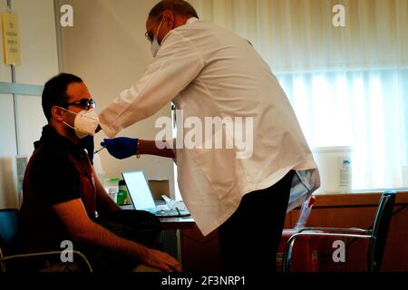 Covid-19 vaccinazioni, NYU Langone Hospital, Manhattan, New York Foto Stock