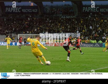 CALCIO - CAMPIONATO FRANCESE 2008/2009 - L1 - FC NANTES V LILLE OSC - 04/04/2009 - TIFOSI NANTES - FOTO PASCAL ALLEE / FLASH PRESS Foto Stock