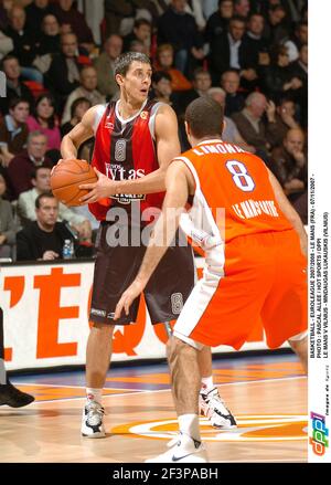 BASKETBALL - EUROLEGA 2007/2008 - LE MANS (FRA) - 07/11/2007 - PHOTO : PASCAL ALLEE / HOT SPORTS / DPPI LE MANS V VILNIUS - MINDAUGAS LUKAUSKIS (VILNIUS) Foto Stock