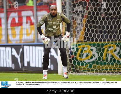 CALCIO - CAMPIONATO FRANCESE 2008/2009 - L2 - STADE BRESTOIS OBIETTIVO V RC - 15/05/2009 - STEEVE ELANA (BRE)- FOTO PASCAL ALLEE / FLASH PRESS Foto Stock