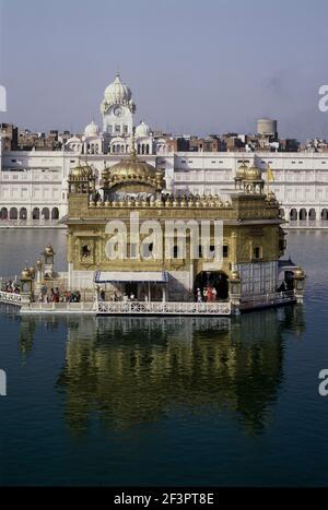 Goldener Tempel Hari Mandir in Amritsar, Indien, Seitenansicht, 16 ° secolo Foto Stock