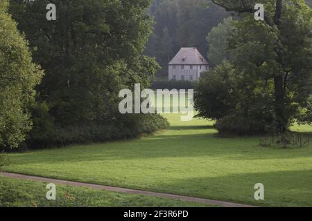 Vista in lontananza della Casa Giardino di Johann Wolfgang von Goethe nel Parco An der ILM, Weimar, Germania Foto Stock