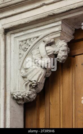 Nˆrdliche Portalvorhalle, Profeten-Konsole am Nordportal, Kleve, Probsteikirche St. Mariae Himmelfahrt Foto Stock