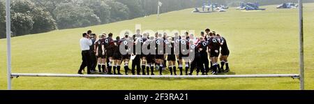 INGHILTERRA RUGBY FORMAZIONE PRESSO PENNYHILL PARK HOTEL BAGSHOT 27/3/2003 FOTO DAVID ASHDOWNRUGBY Foto Stock