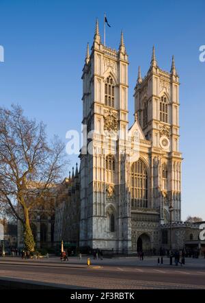 Westminster Abbey, (Collegiata di San Pietro a Westminster), di Christopher Wren, Nicholas Hawksmoor e John James, 1722 e 1745, Londra Foto Stock