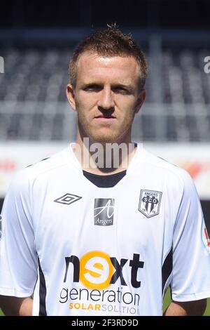 CALCIO - CAMPIONATO FRANCESE 2010/2011 - L2 - PRESENTAZIONE SCO ANGERS - 31/08/2010 - FOTO PASCAL ALLEE / DPPI - SEBASTIEN RENOUARD Foto Stock