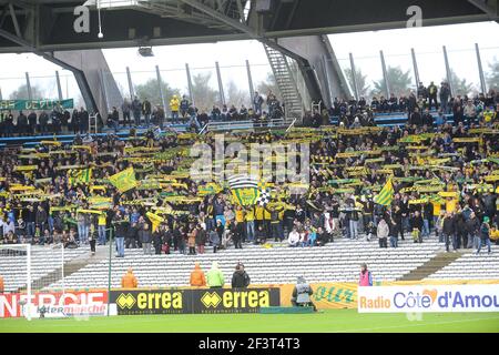 CALCIO - CAMPIONATO FRANCESE 2012/2013 - LIGUE 2 - FC NANTES / SM CAEN - 15/12/2012 - FOTO PASCAL ALLEE / DPPI - TIFOSI NANTES Foto Stock